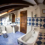 Trisileja En Puente Guest house
