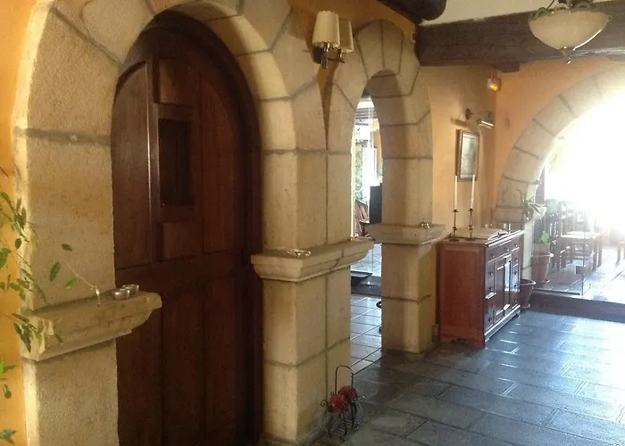 Trisileja En Puente بيت ضيافة Toñanes