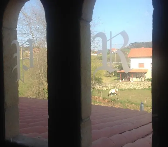 Trisileja En Puente بيت ضيافة 3*