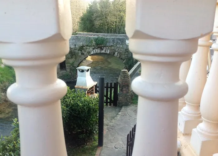 Trisileja En Puente Pensionat Toñanes