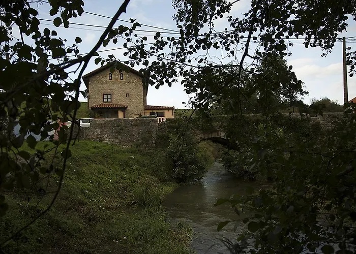 Pensionat Trisileja En Puente Toñanes