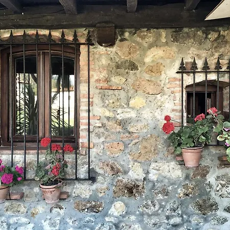 Trisileja En Puente Guest house 3*