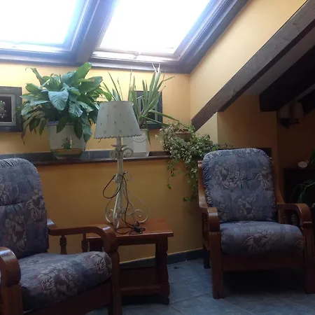 Trisileja En Puente Guest house Tonanes